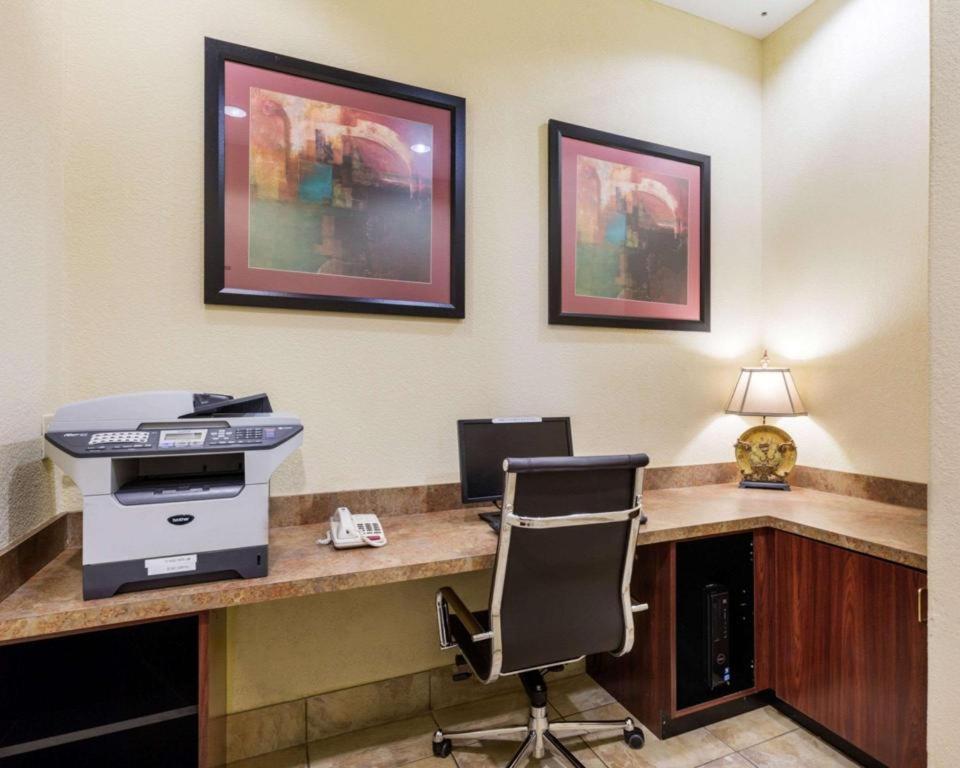 Comfort Suites Near Nasa - Clear Lake Webster Extérieur photo