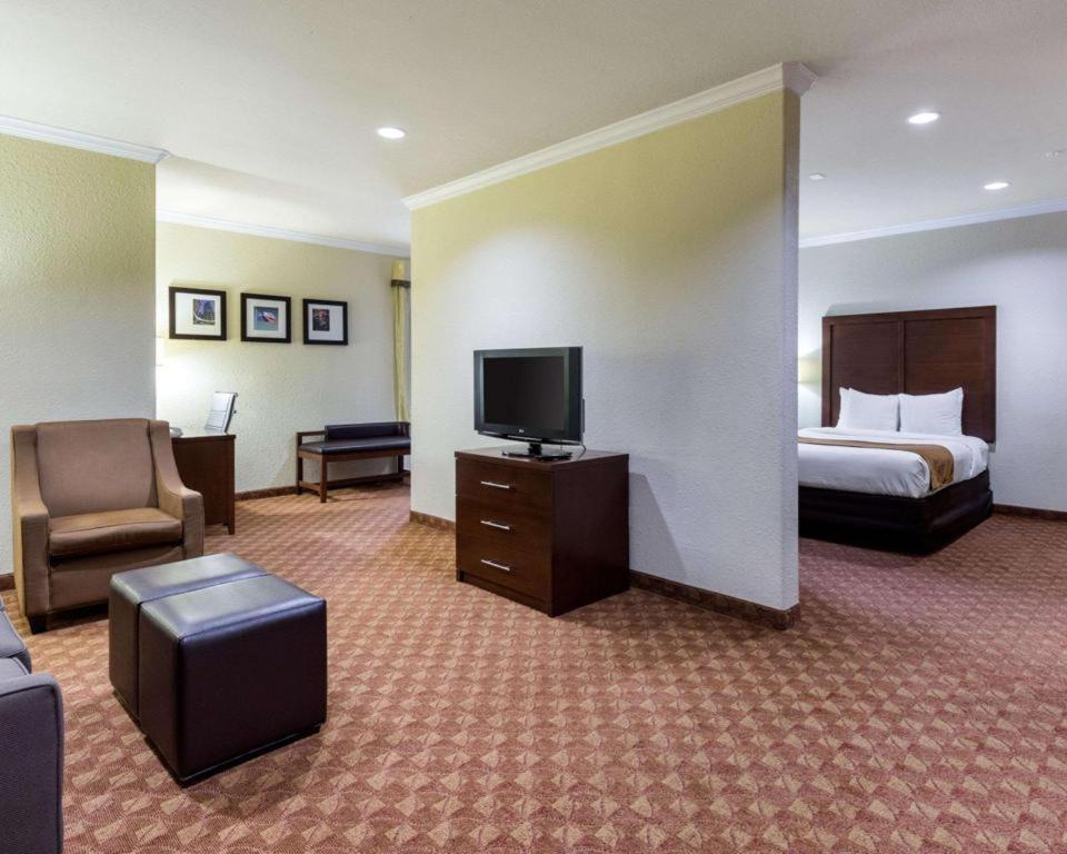Comfort Suites Near Nasa - Clear Lake Webster Extérieur photo